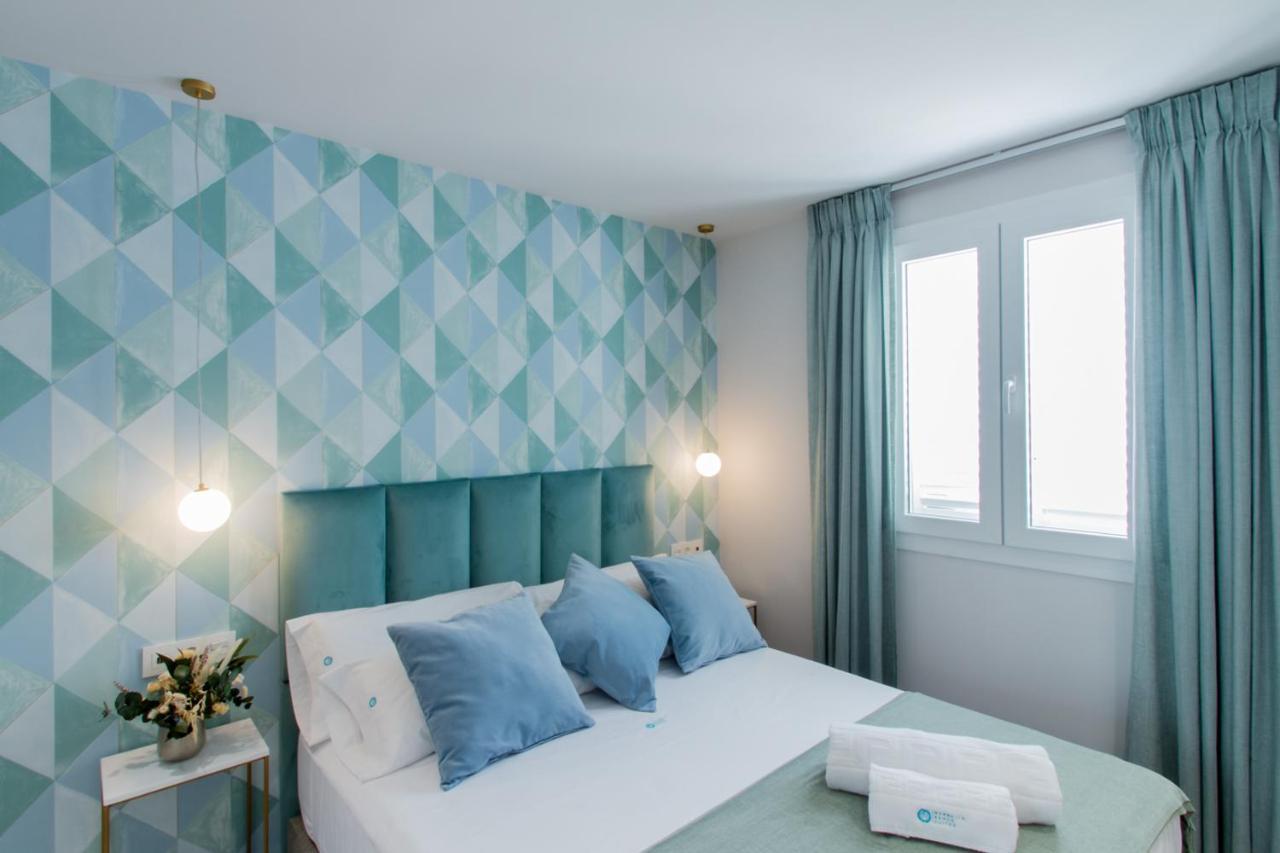 Marbella Banus Suites - Bird Of Paradise Playas Del Duque Banus Suite Apartment Luaran gambar
