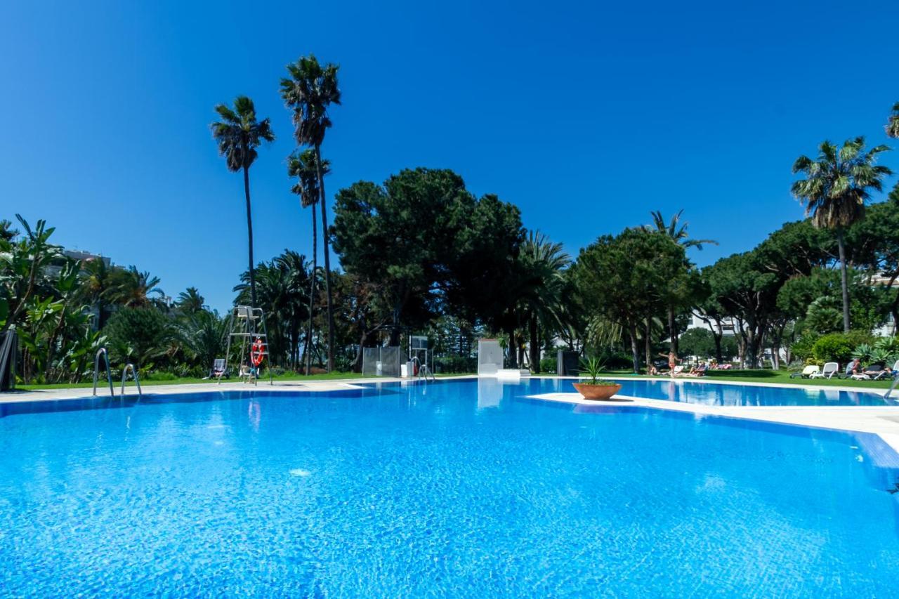 Marbella Banus Suites - Bird Of Paradise Playas Del Duque Banus Suite Apartment Luaran gambar